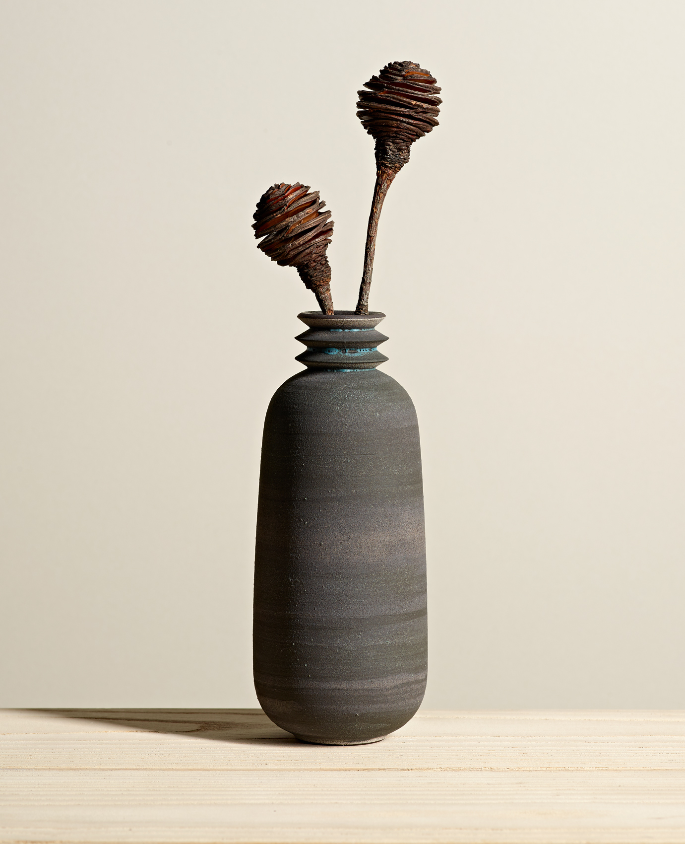 brave_matter_095_vase_1700px_2500px